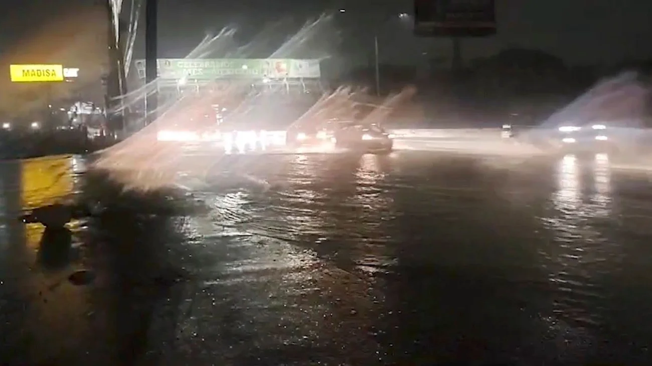 Mantienen lluvias en alerta a corporaciones de rescate