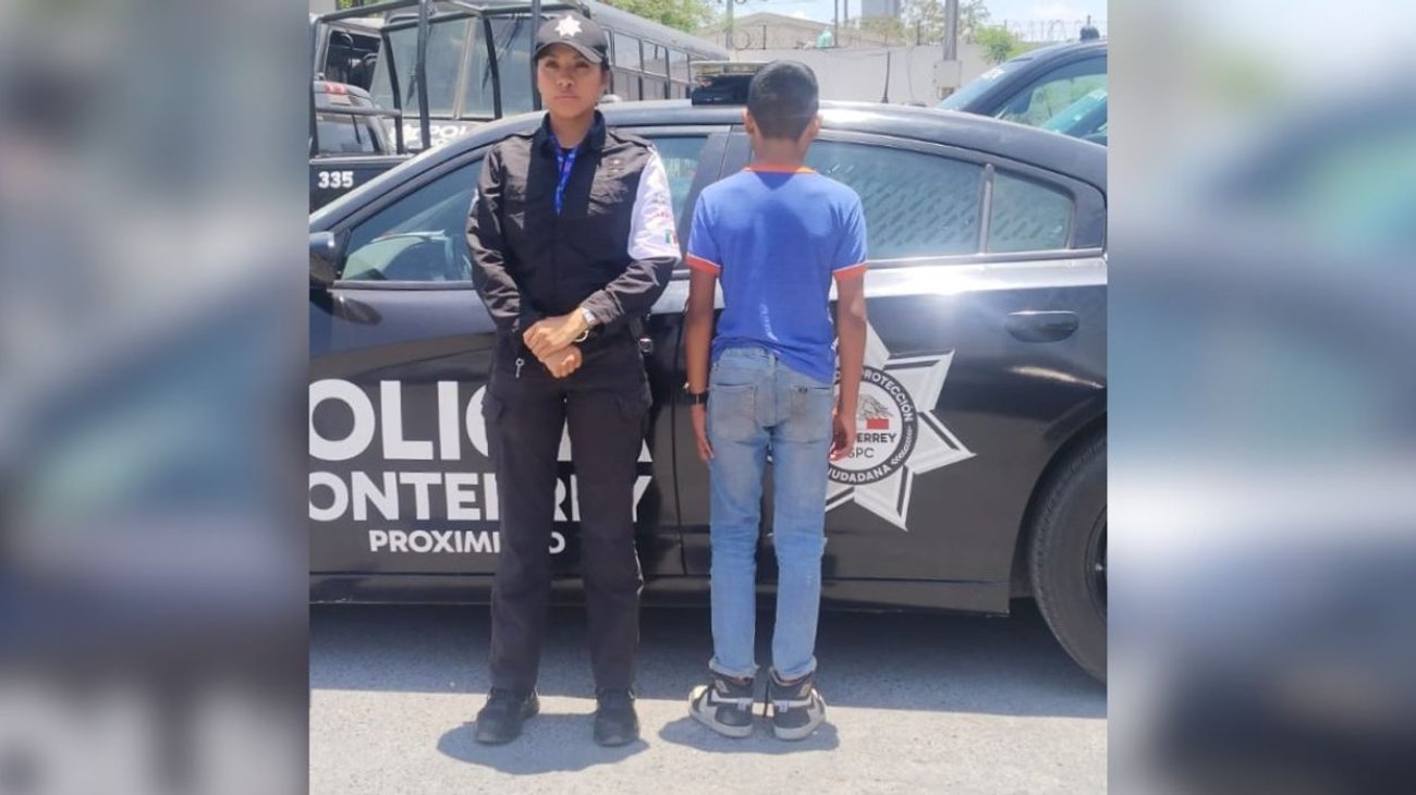 Localizan en Barrio Antiguo a menor con reporte de búsqueda