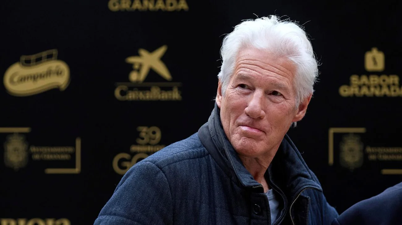 los_goya_se_celebran_con_richard_gere_entre_los_agasajados_8f42f185bf