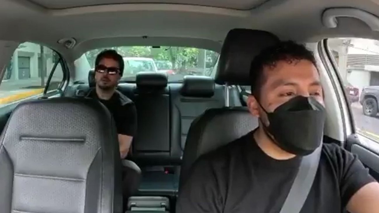 Taxista se hace viral por tener de pasajero a Luis Fonsi
