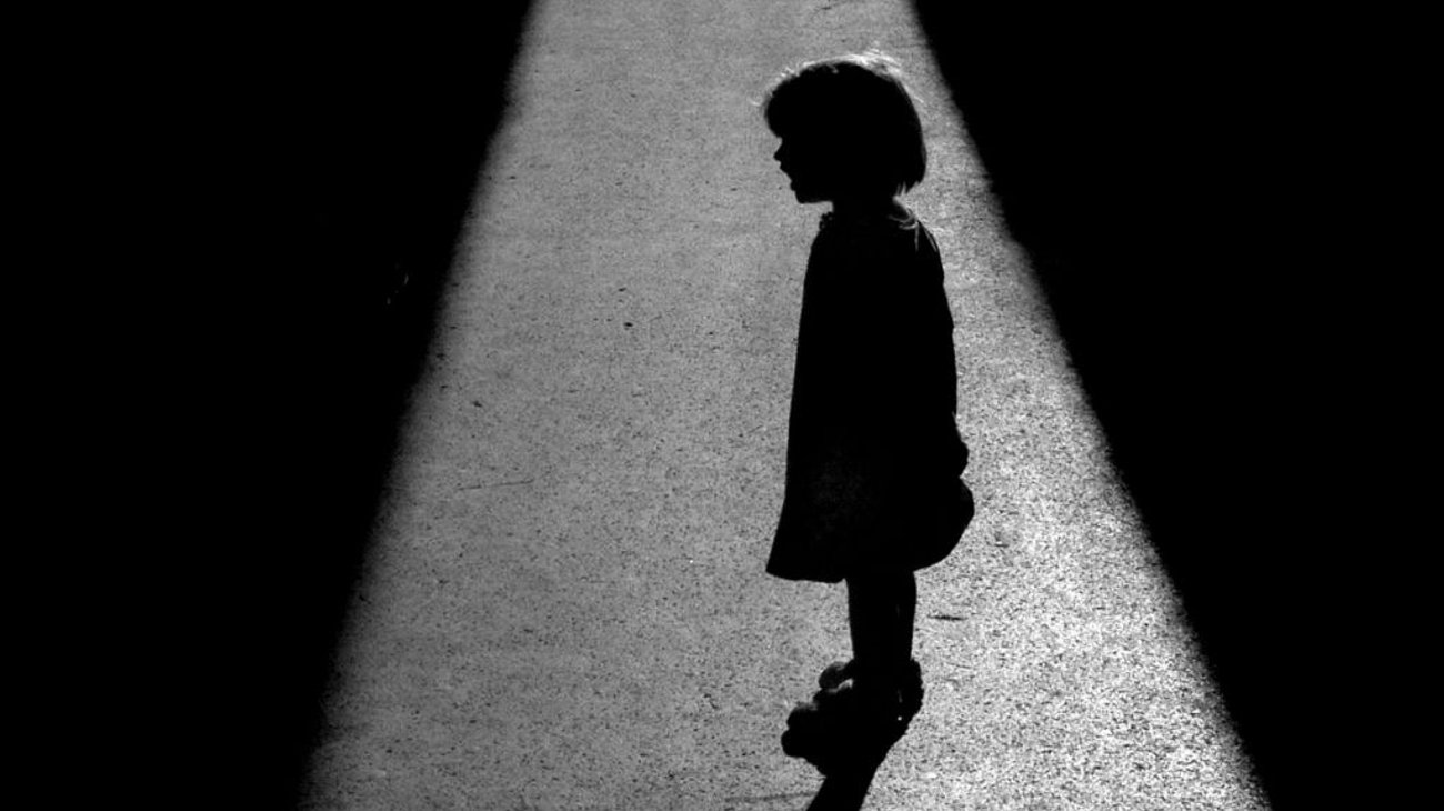 Así abandonó a su hija de 3 años en plena calle en CDMX