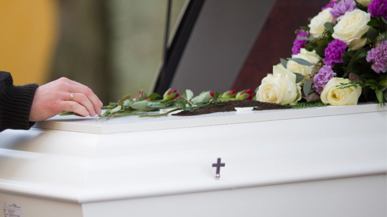 Desmantelan red de funerarias que vendía cadáveres en España