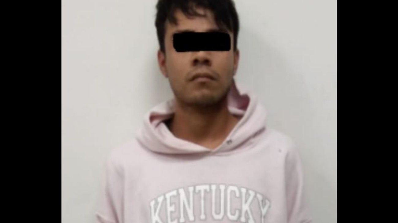 Detienen a hombre por posesión de drogas, en Escobedo