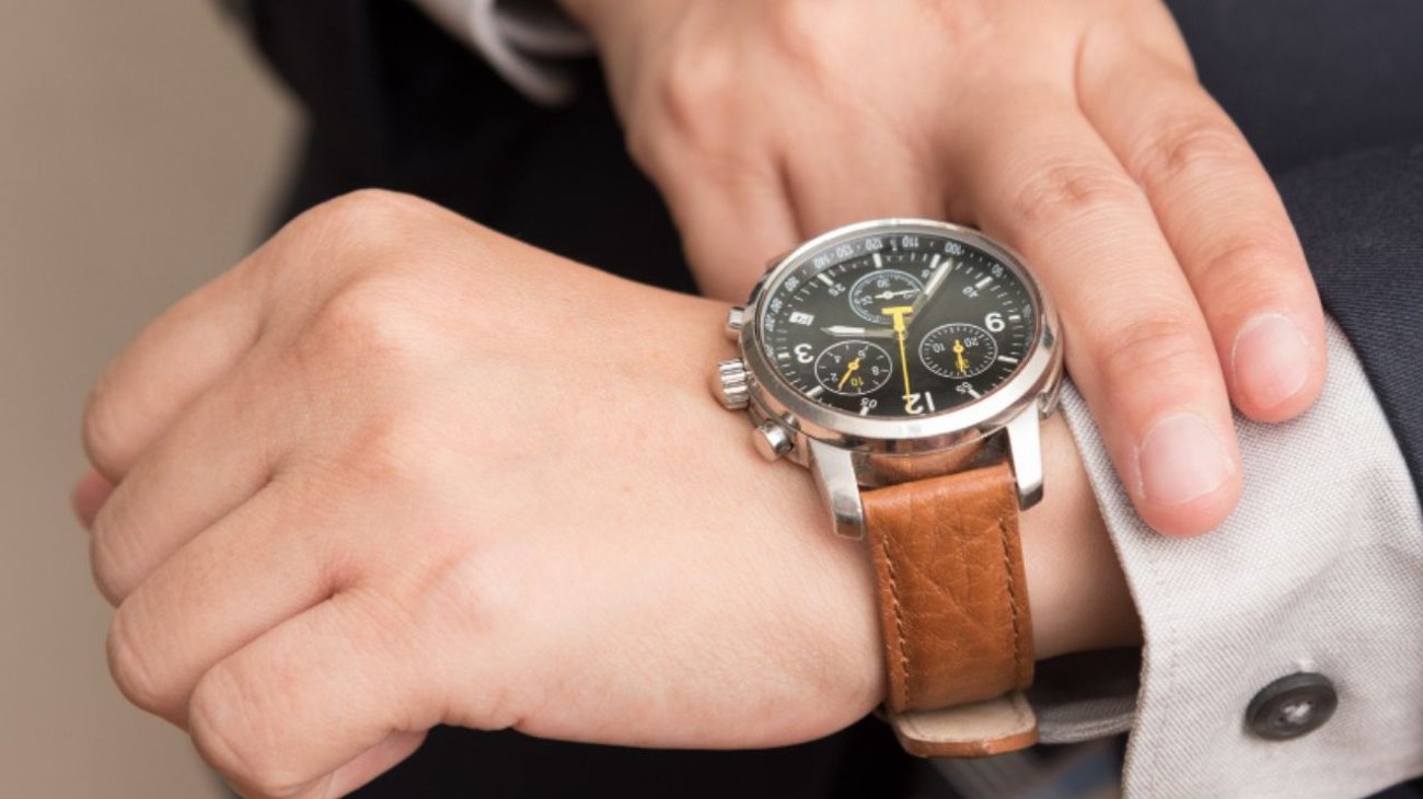 Tras 23 horas en el mar rescatan a hombre gracias a su reloj