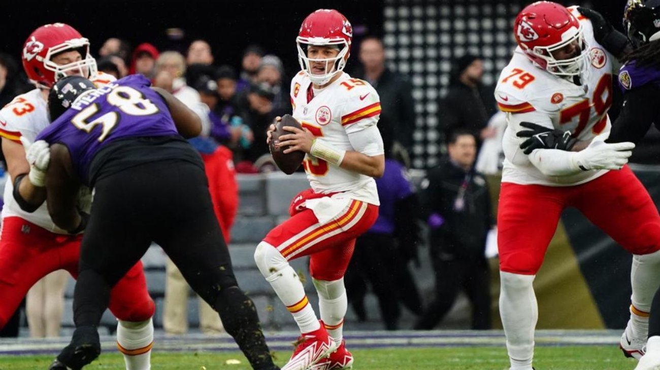 Chiefs irán al Super Bowl tras vencer 17-10 a Ravens