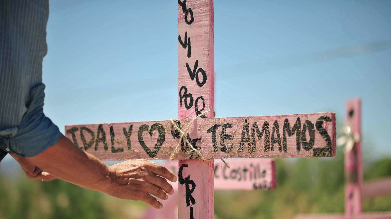 Madre honra memoria de hija asesinada y desaparecidas