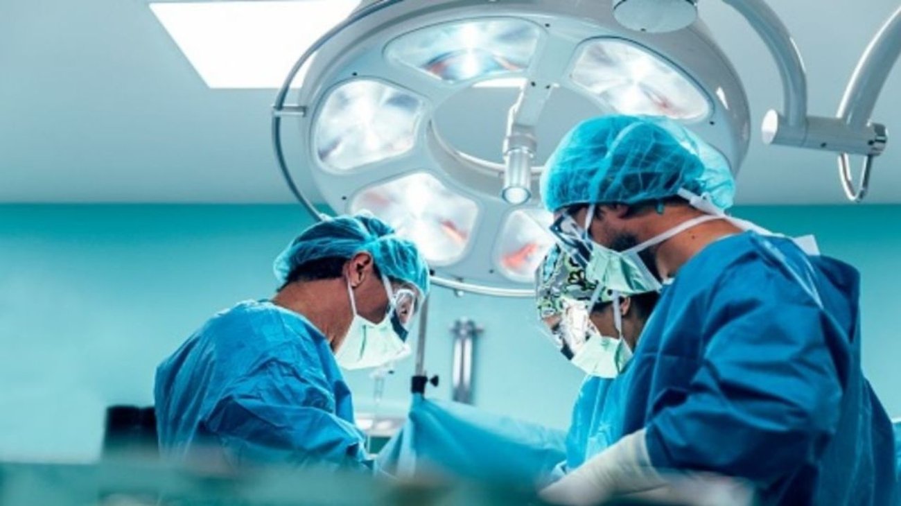 Madre muere tras cirugía de levantamiento de glúteos