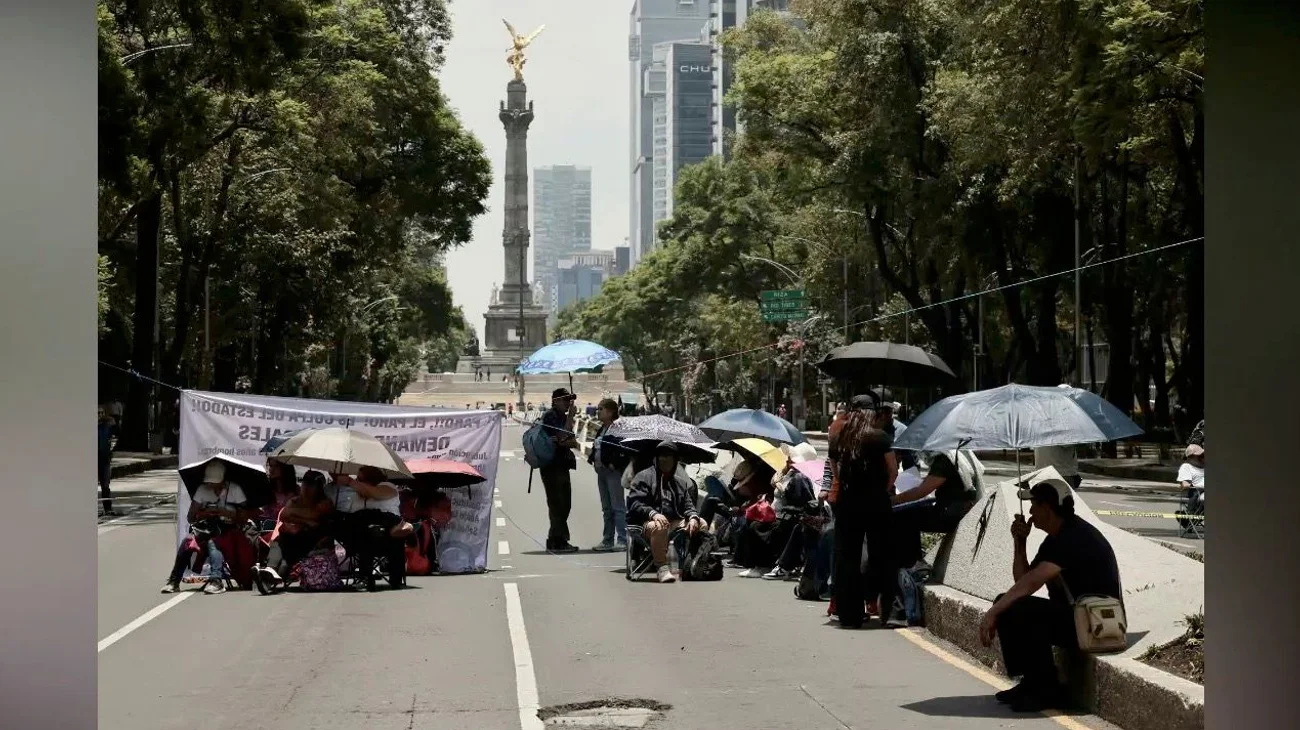 Sheinbaum espera que maestros valoren propuestas y acaben bloqueo