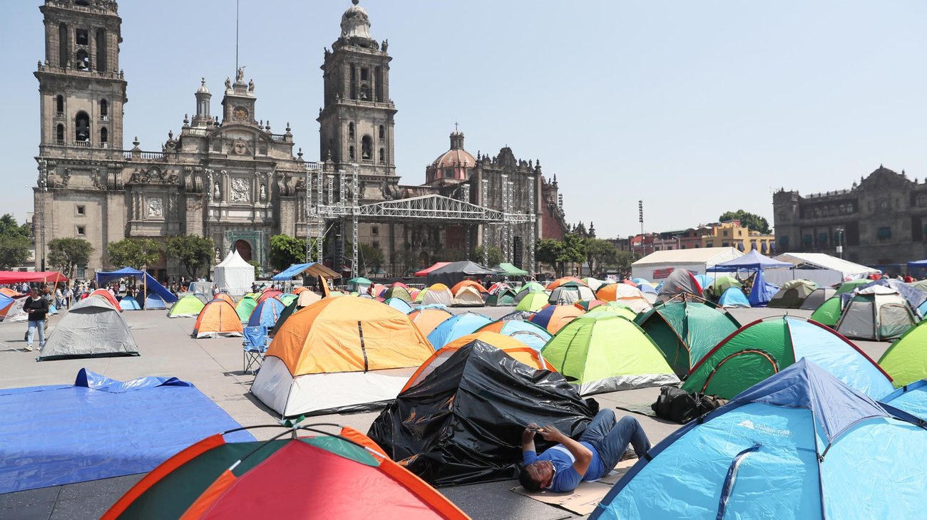 Maestros inician paro de 72 horas para exigir mejoras laborales