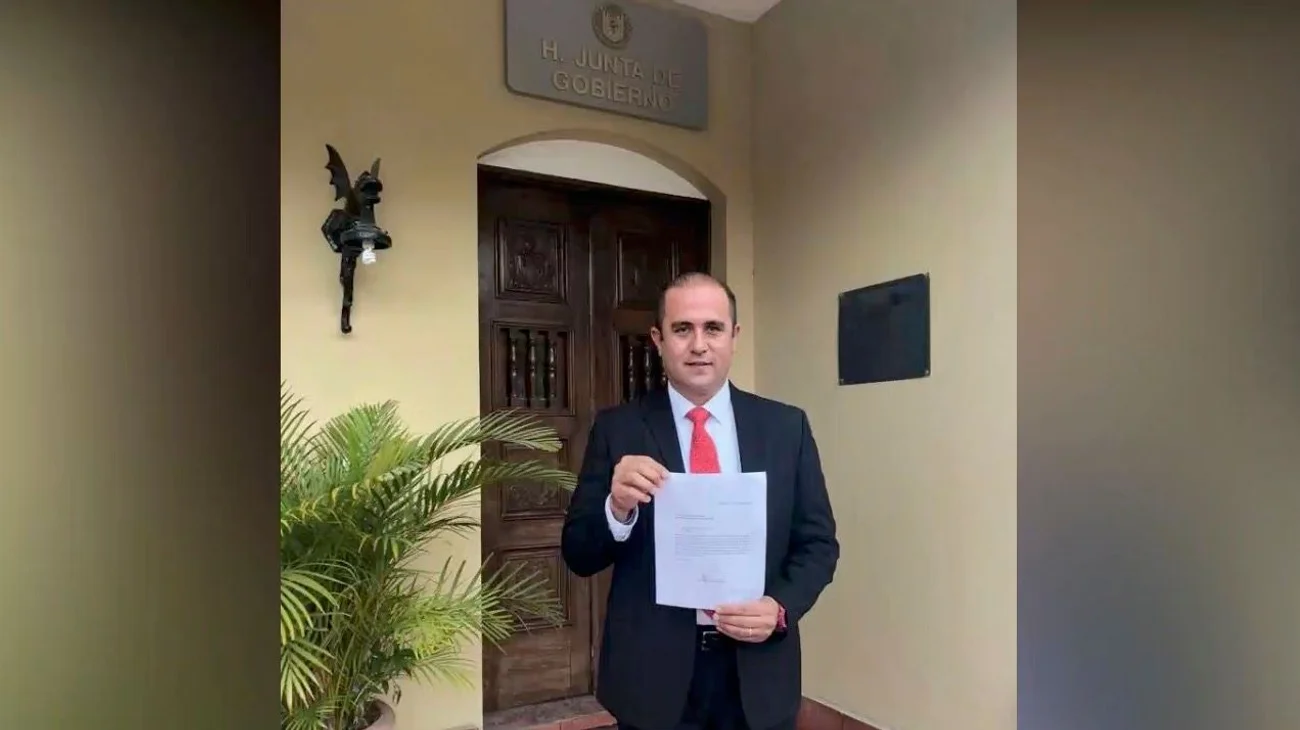 Designan a Mario Rojo como director de la FCC