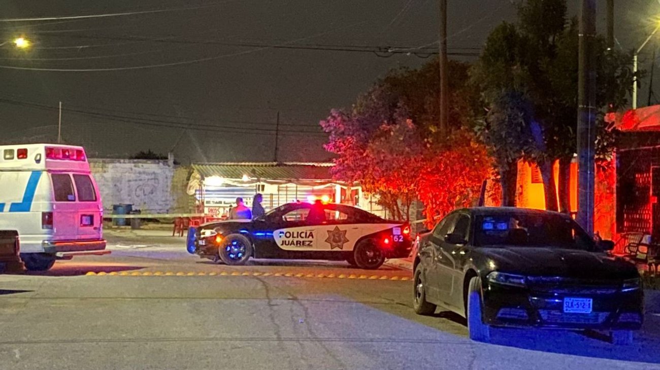 Muere a balazos en taquería del municipio de Juárez