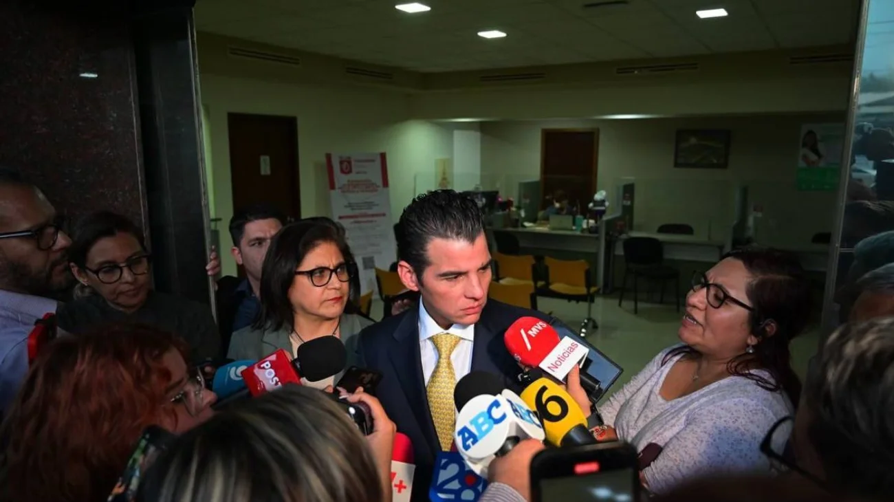 Defiende MC deuda de $17,500 millones para obras en NL