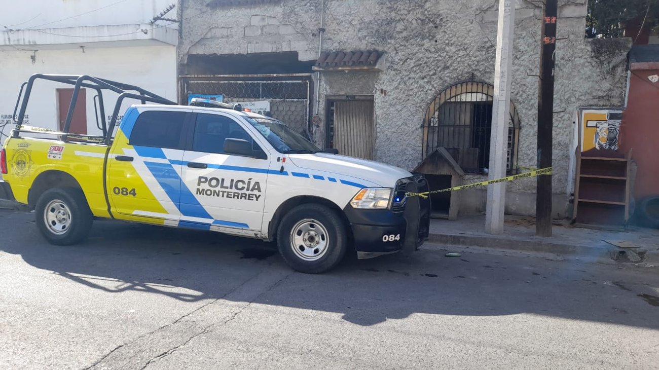Balean a posesionario de la colonia Terminal en Monterrey