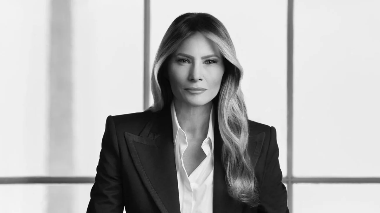 La Casa Blanca presenta el retrato oficial de Melania Trump