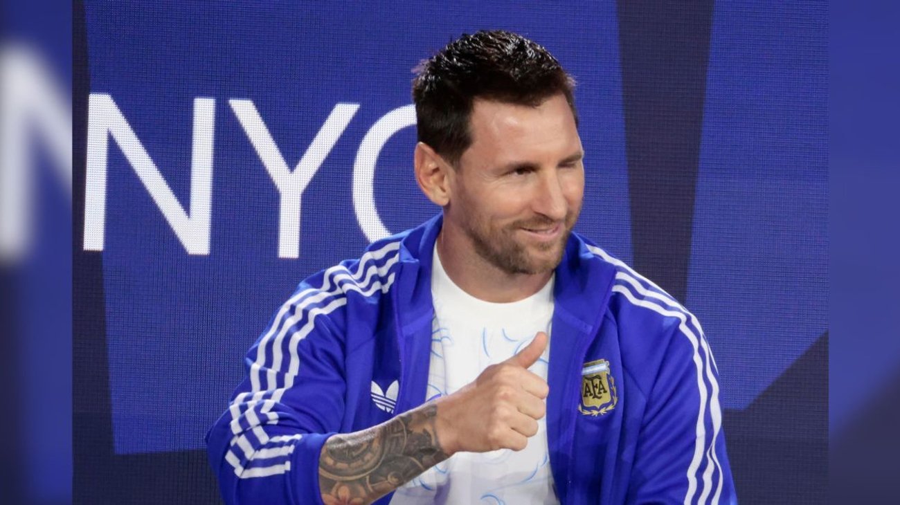 Messi ya es oficialmente nuevo dueño del Eldense