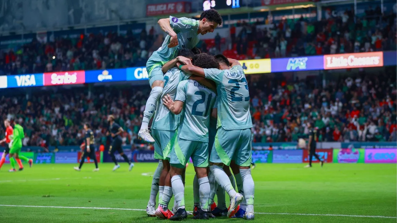 México golea a Honduras y avanza al 'final four' de Concacaf