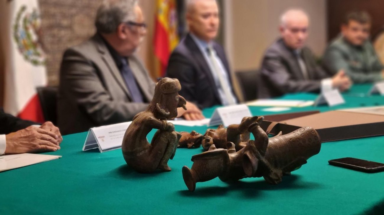 mexico_restituye_piezas_arqueologicas_al_patrimonio_cultural_aa57023316