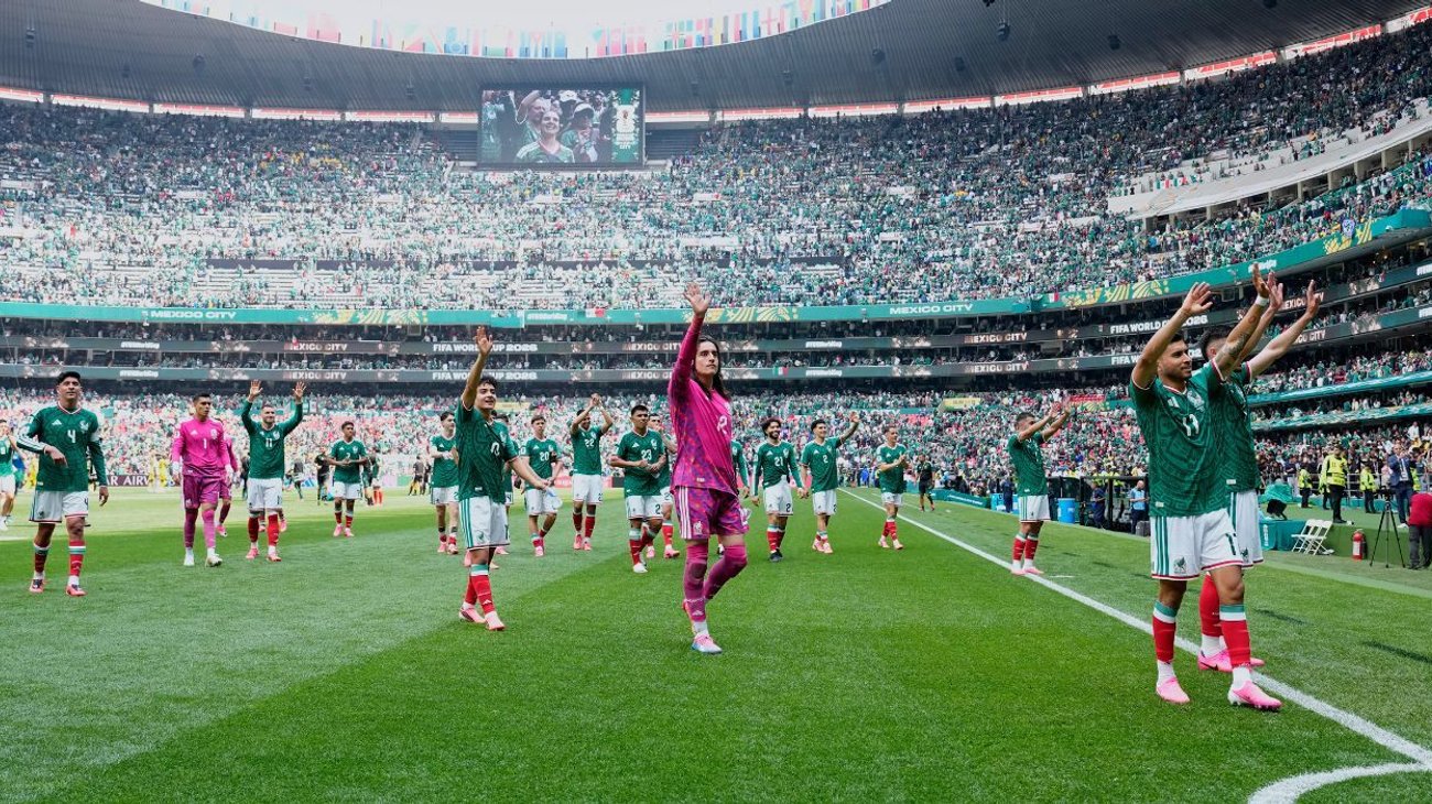 mexico_vence_sudafrica_0dffc8e3f6
