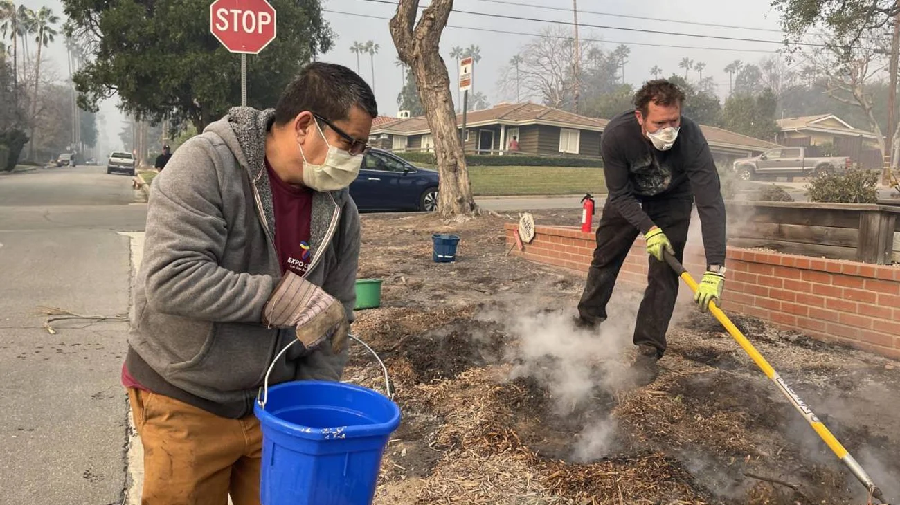 México apoyará a migrantes sin empleo tras incendios en LA