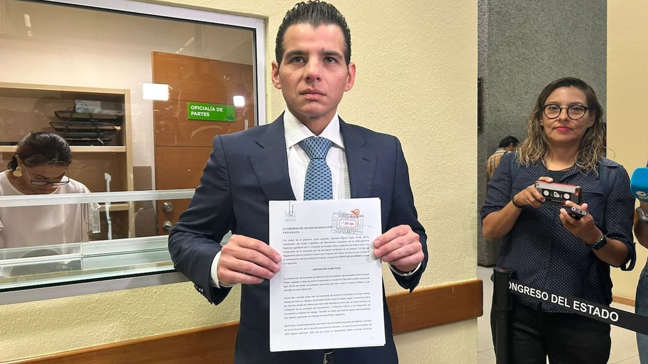 Asegura Mike Flores que MC no cobrará esta quincena