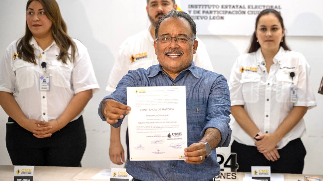 Recibe Mijes constancia de mayoría de votos en Escobedo