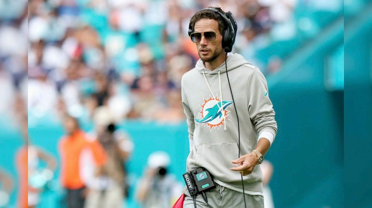 Miami Dolphins despiden al entrenador Mike McDaniel
