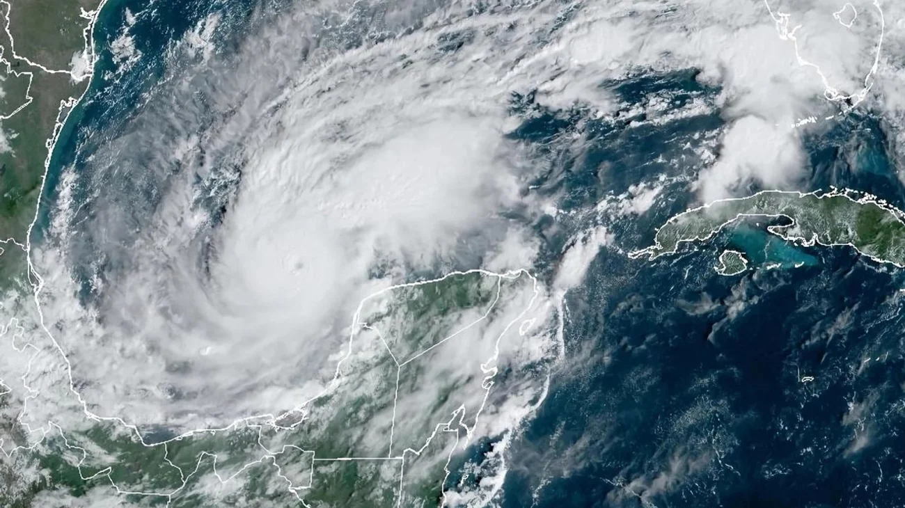 Milton alcanza rápidamente categoría 5 en el Golfo de México