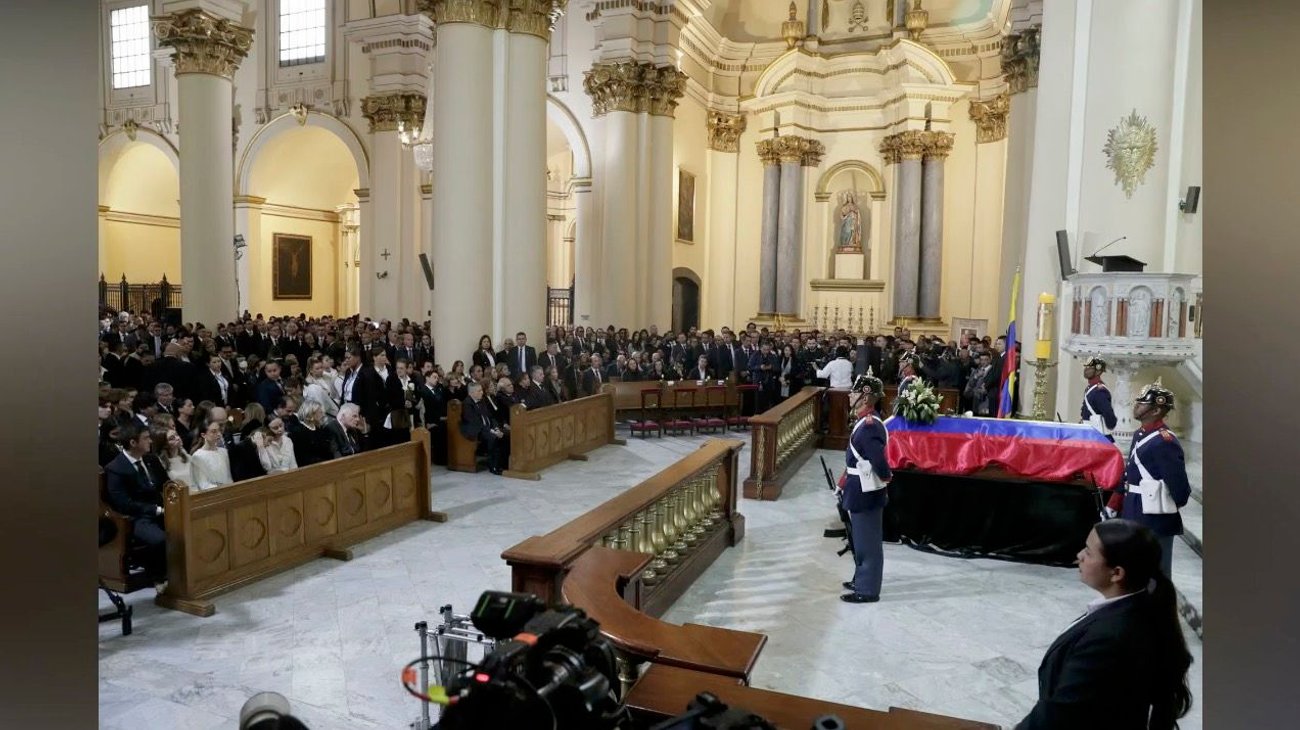 Con una misa solemne, Colombia dice adiós a Miguel Uribe Turbay