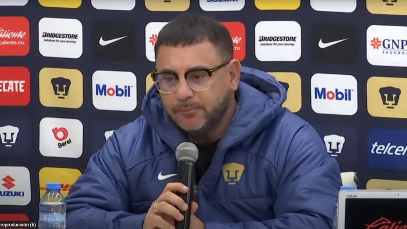 Antonio Mohamed renuncia a Pumas tras perder contra Tigres