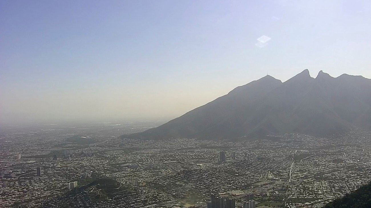 Con menos autos y sin clases, persiste mala calidad del aire