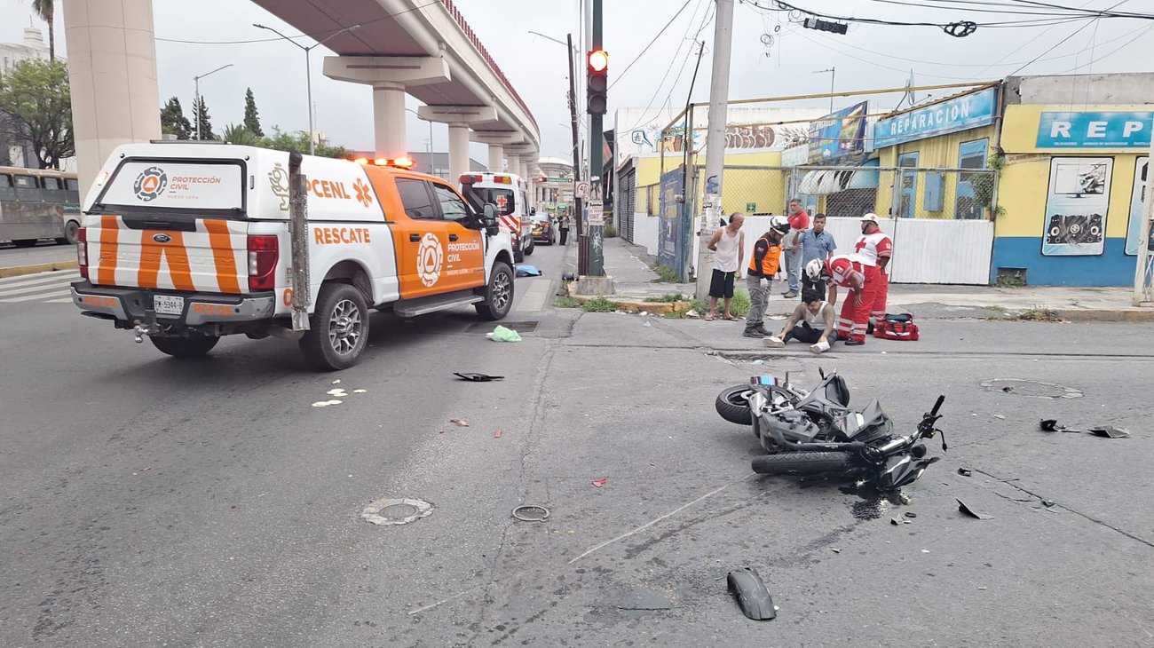 Accidente con un motociclista deja un muerto en Monterrey