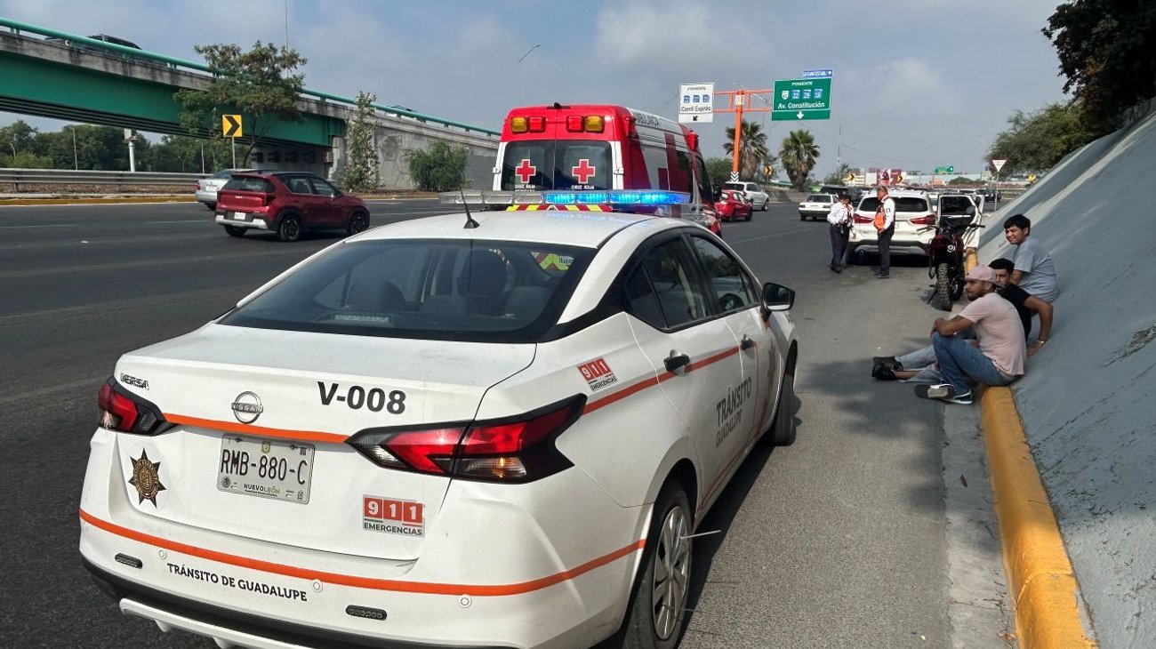 Motociclista resulta lesionado tras accidente por alcance