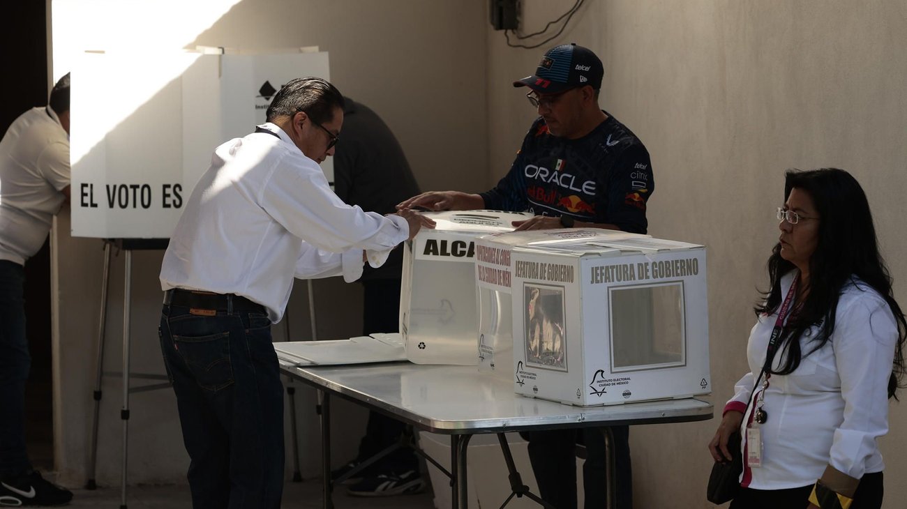 Muere hombre mientras hacía fila para votar en Guadalajara