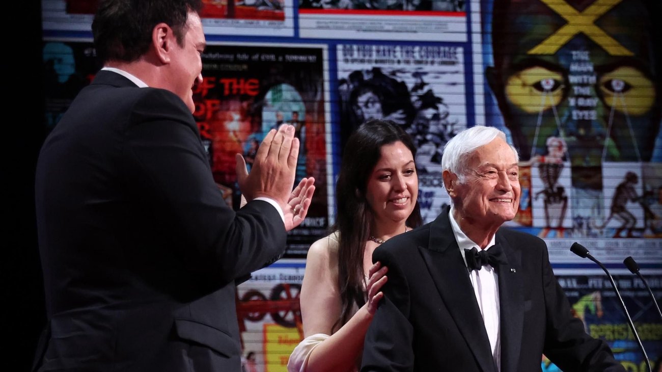 Muere el director Roger Corman, icono del cine de terror