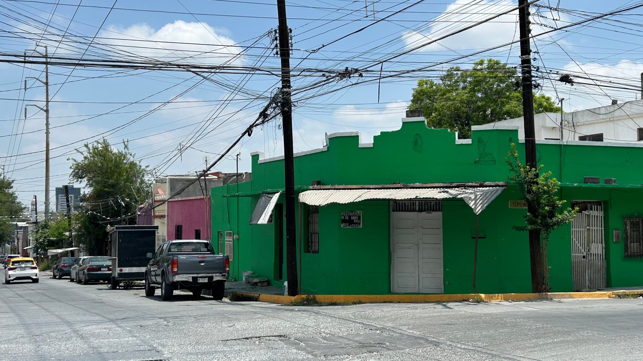 Hallan a hombre sin vida, en calles de Col. Independencia