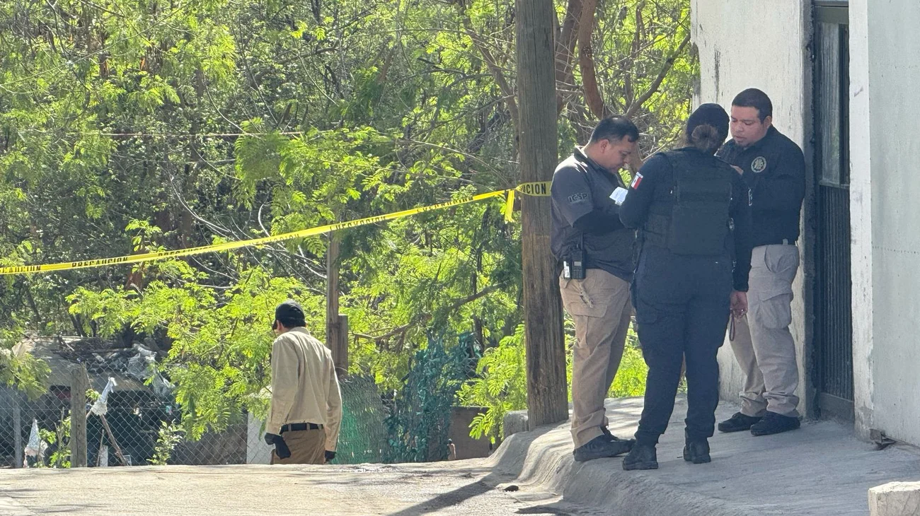 Asesinan con arma blanca a hombre en Escobedo