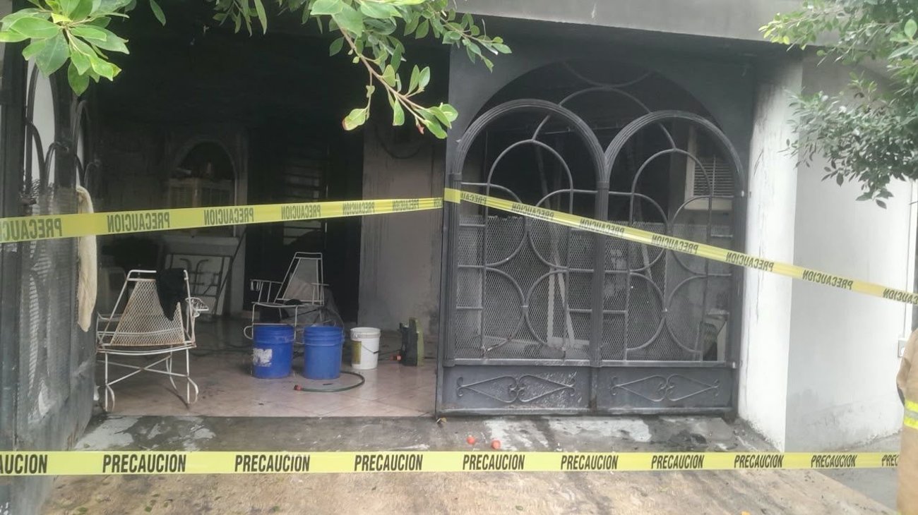 Muere adulto mayor en incendio de vivienda en Apodaca