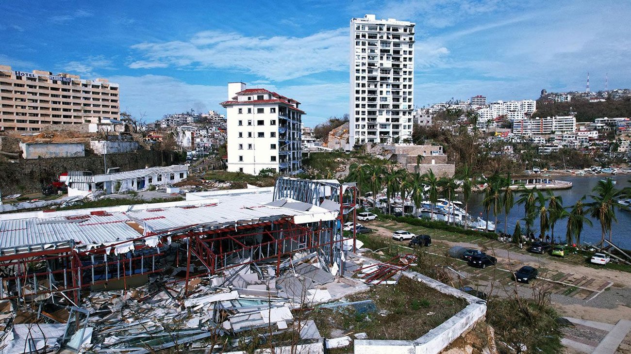 Se eleva a 39 los muertos por el huracán Otis en Acapulco