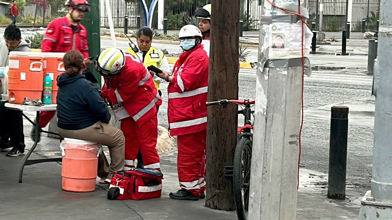 Atropellan a mujer al cruzar avenida Venustiano Carranza 