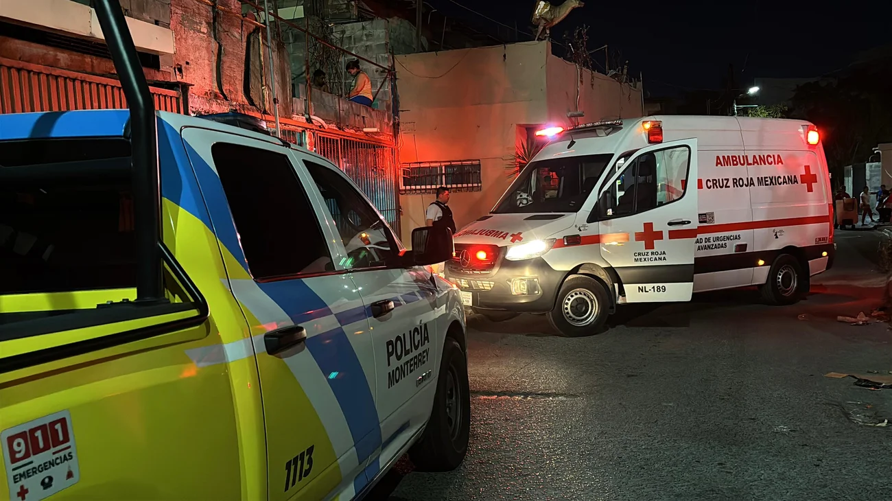 Mujer sufre heridas en el abdomen en la colonia Industrial