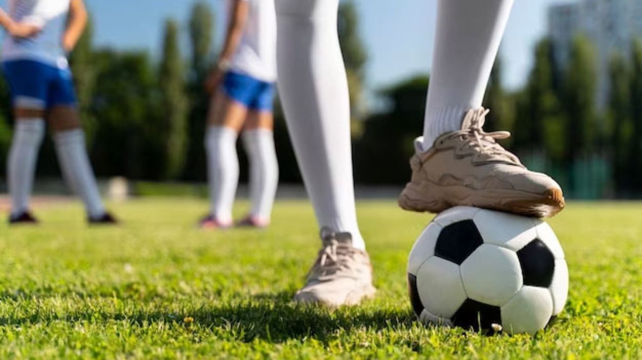 Sufre infarto fulminante mientras veía partido de su hija