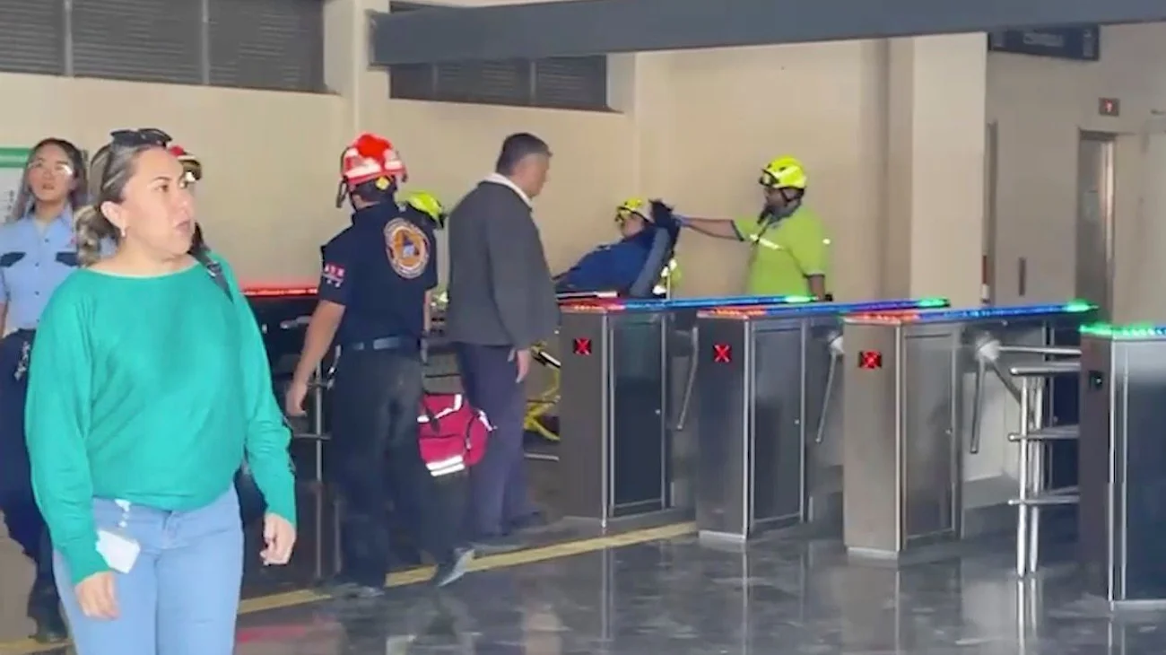 Cae mujer a vías en estación Ruiz Cortines; investigan causa