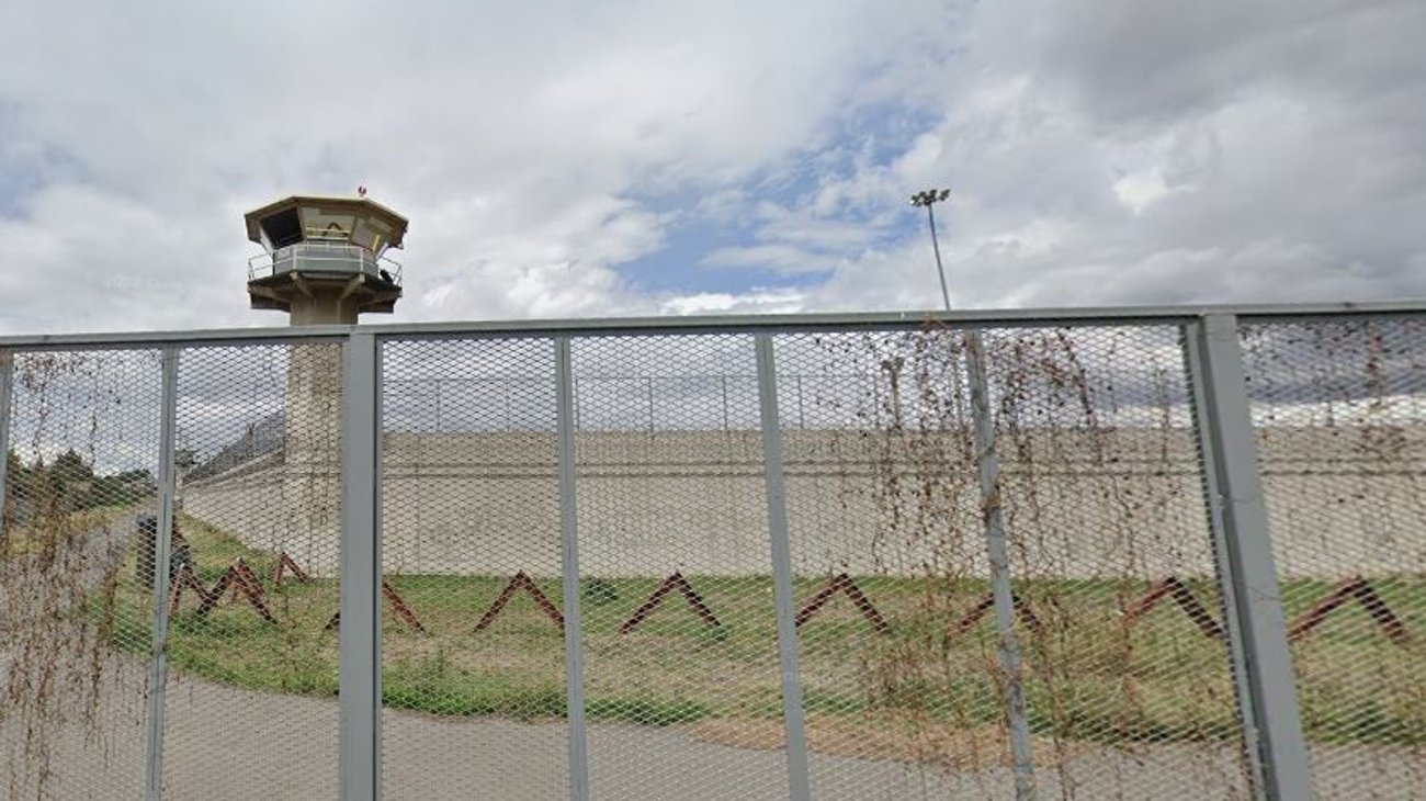 Dos mujeres intentan fugarse de penal durante posada en CDMX