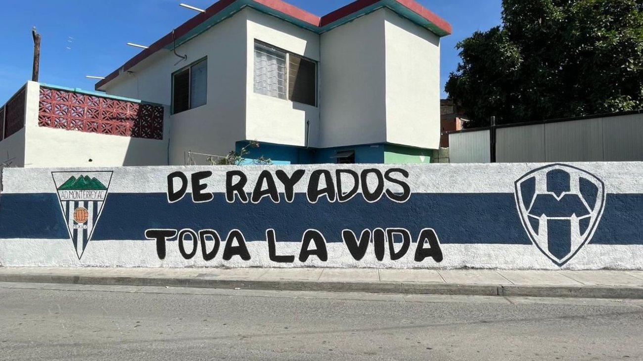 mural_rayados_tigres_clasico_fdb2a077b8