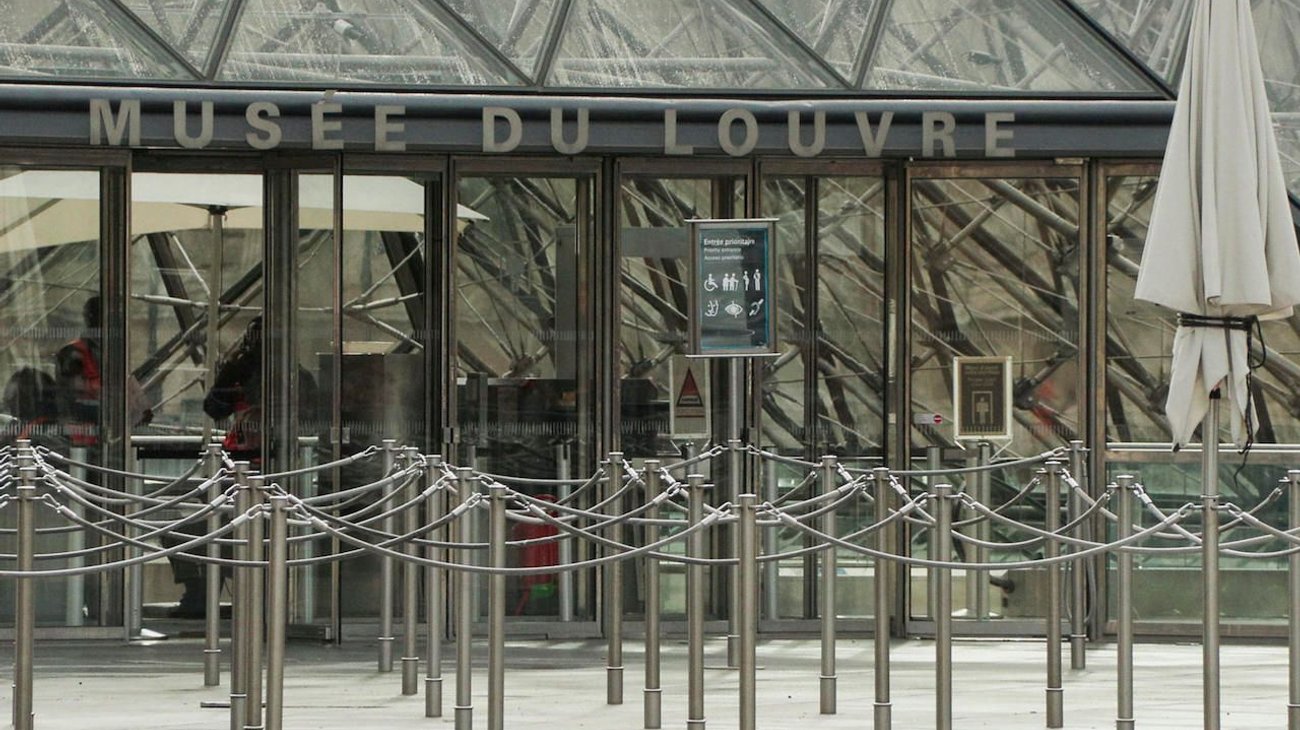 Estima el Louvre en 88 millones de euros valor de joyas robadas