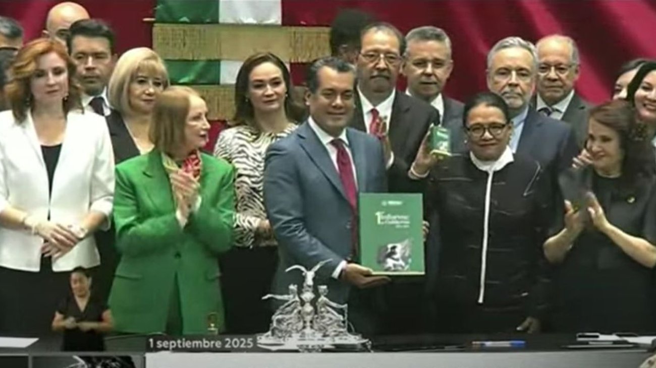 Rosa Icela entrega al Congreso el Primer Informe de Sheinbaum