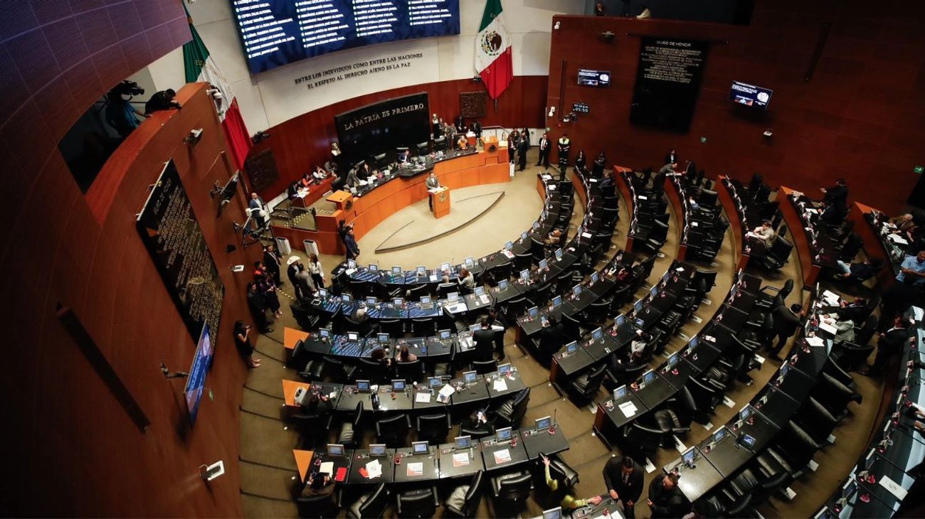 Aprueba Senado reducción de jornada laboral a 40 horas semanales