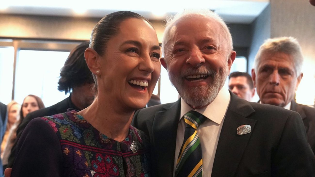 Felicita Sheinbaum a Lula por su triunfo presidencial en Brasil