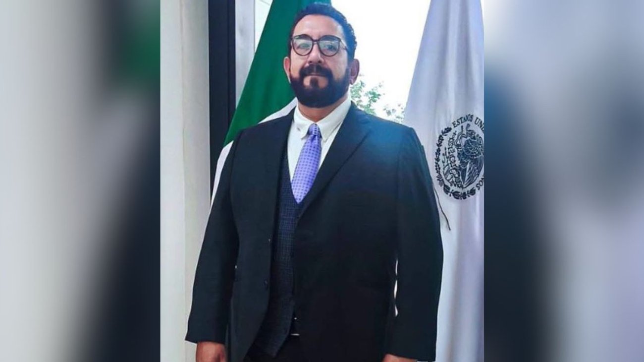 Renuncia Ulises Lara a la Fiscalía Especial de Asuntos Relevantes