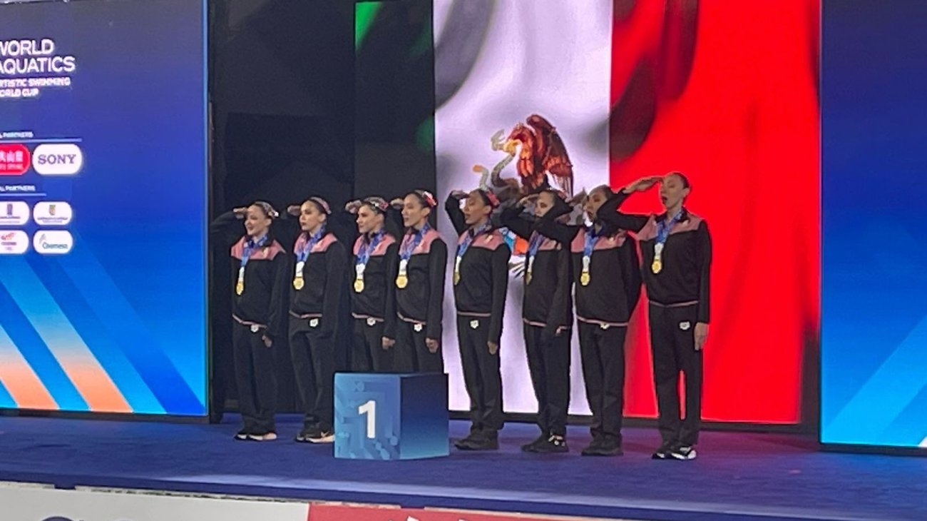 México gana oro en Copa del Mundo de Natación Artística 